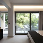 Aparthotel Luxury Beachfront 4*