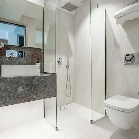 Luxury Beachfront 4*