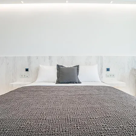 Aparthotel Luxury Beachfront