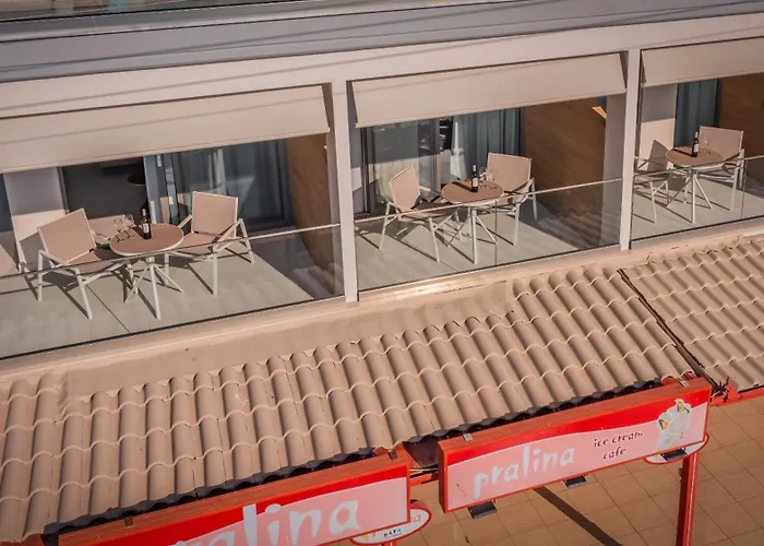 公寓式酒店 Luxury Beachfront 3*