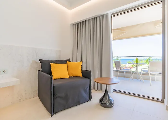 公寓式酒店 Luxury Beachfront 3*