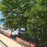 Aparthotel Luxury Beachfront
