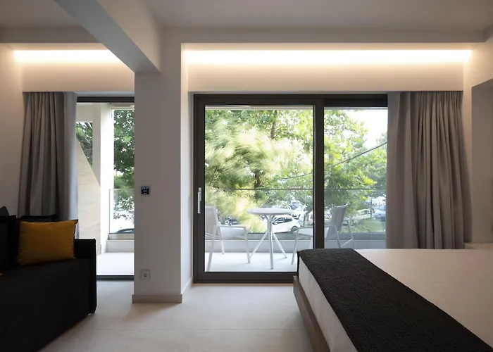 Hotel de apartamente Luxury Beachfront 3*